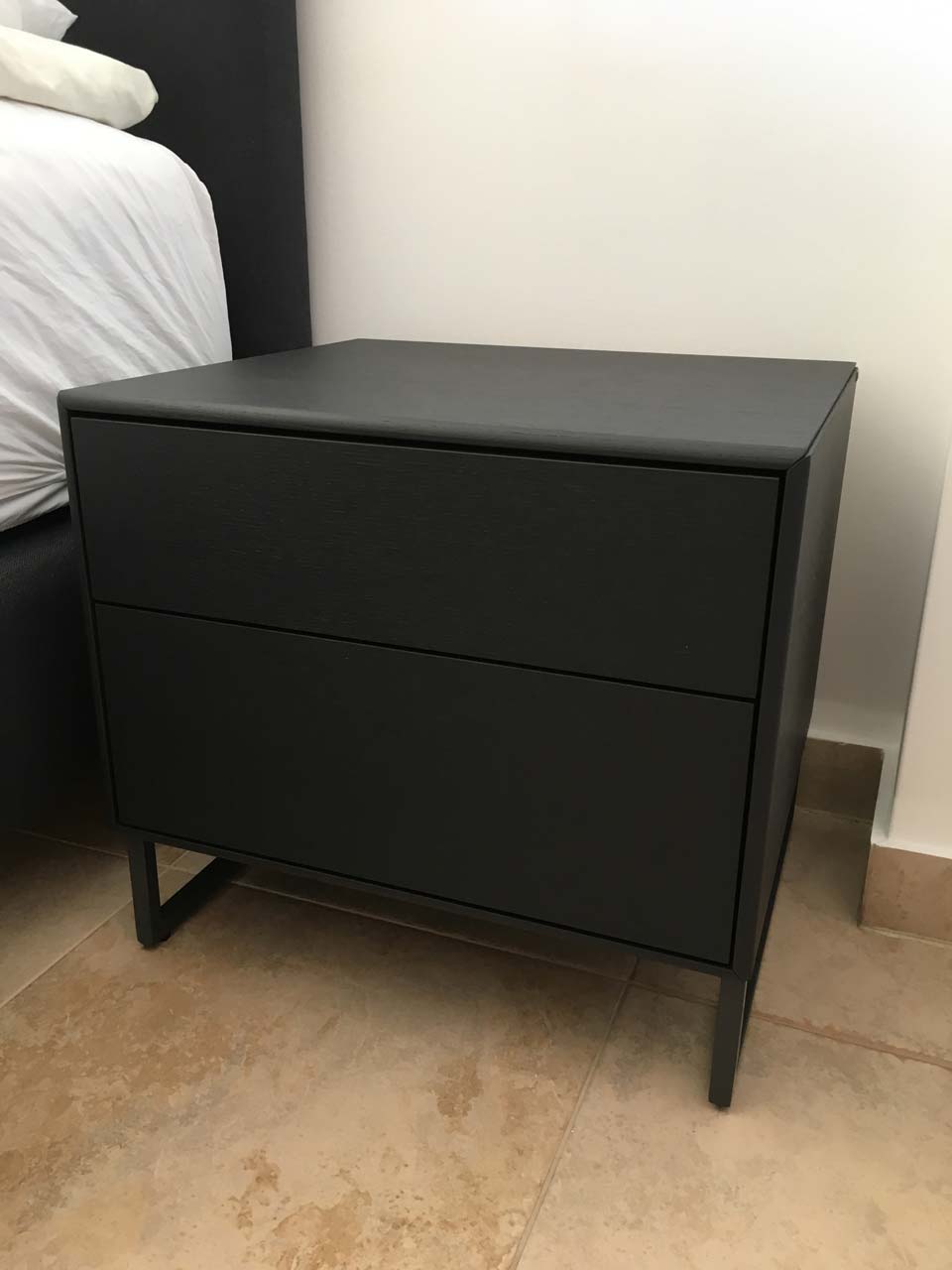 M9 Bedside by Brito