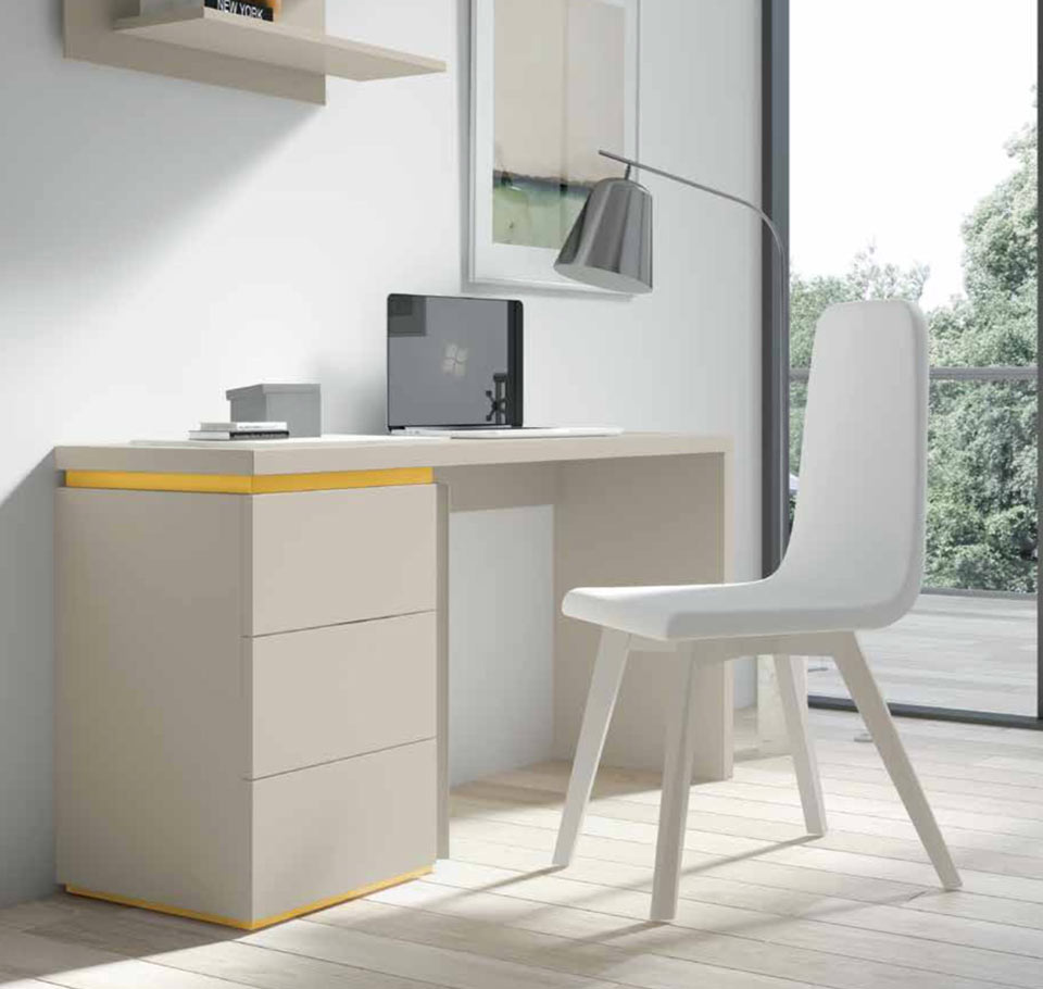 Brito Desk