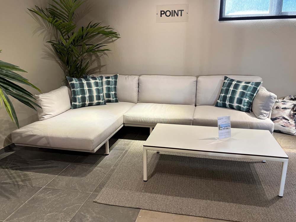Long Island Set by Point