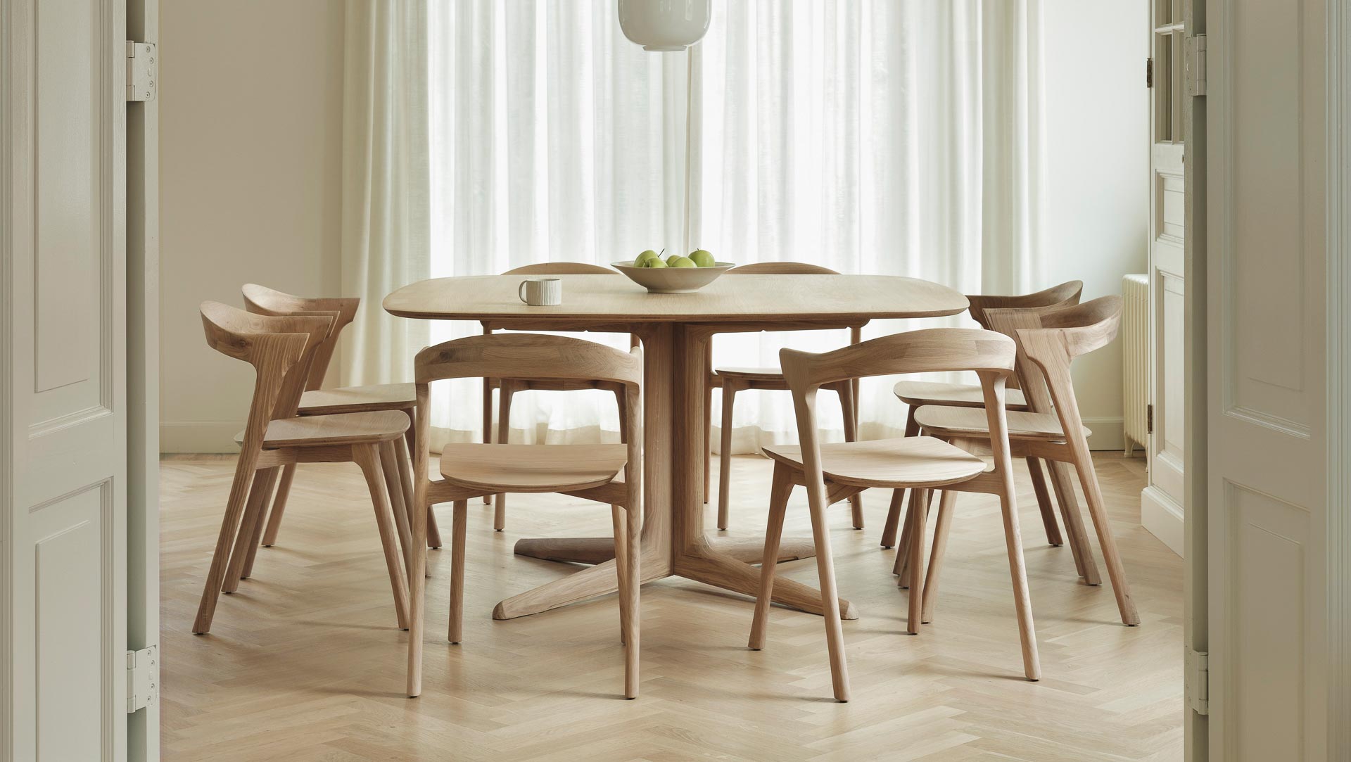 Corto Dining table by Ethnicraft