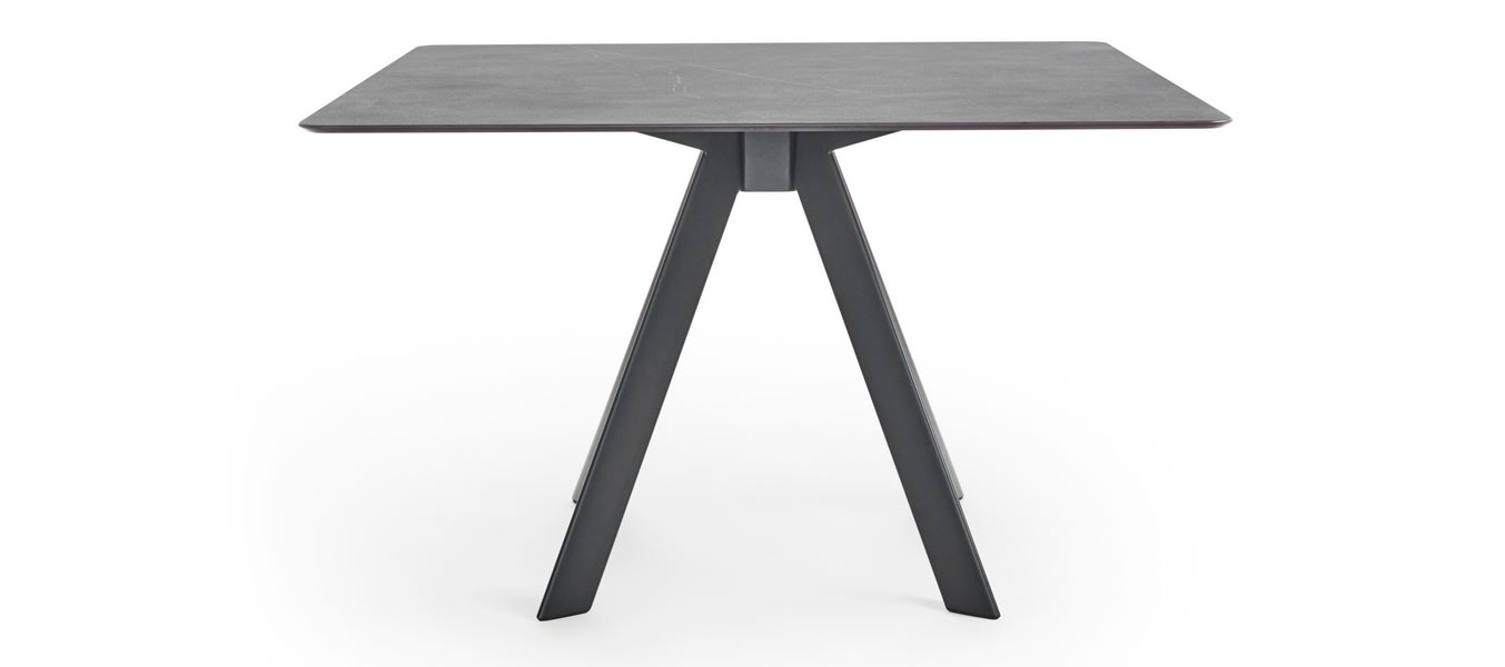 Atrivm Exterior Dining Table Finishes by Expormim