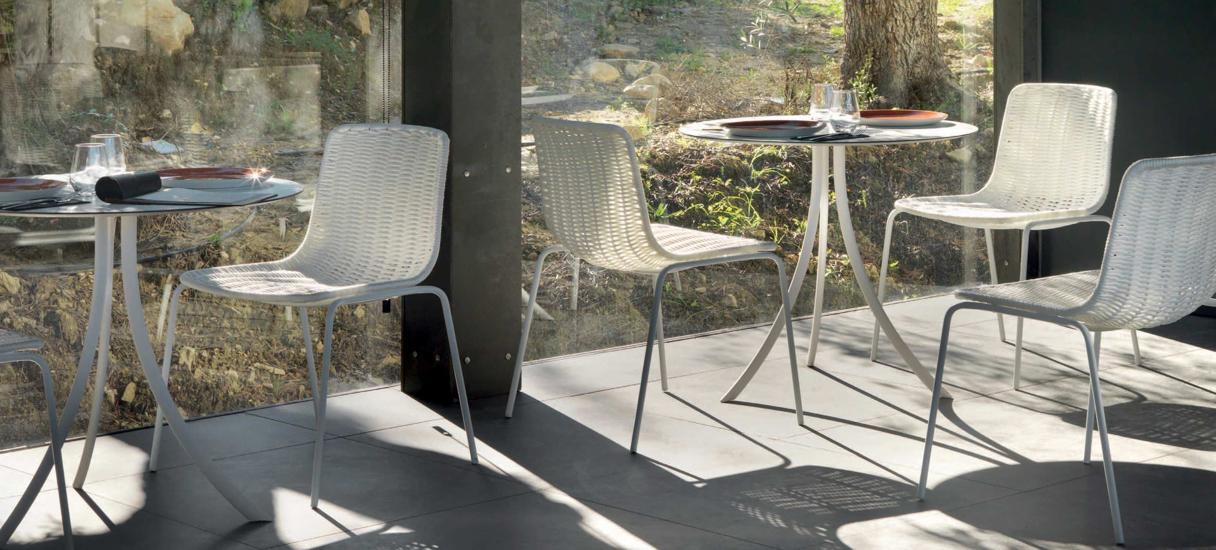 Bistro Exterior Dining Table by Expormim