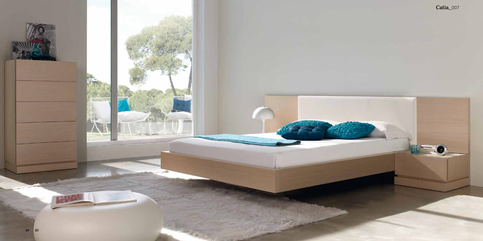 Catia Bedsides