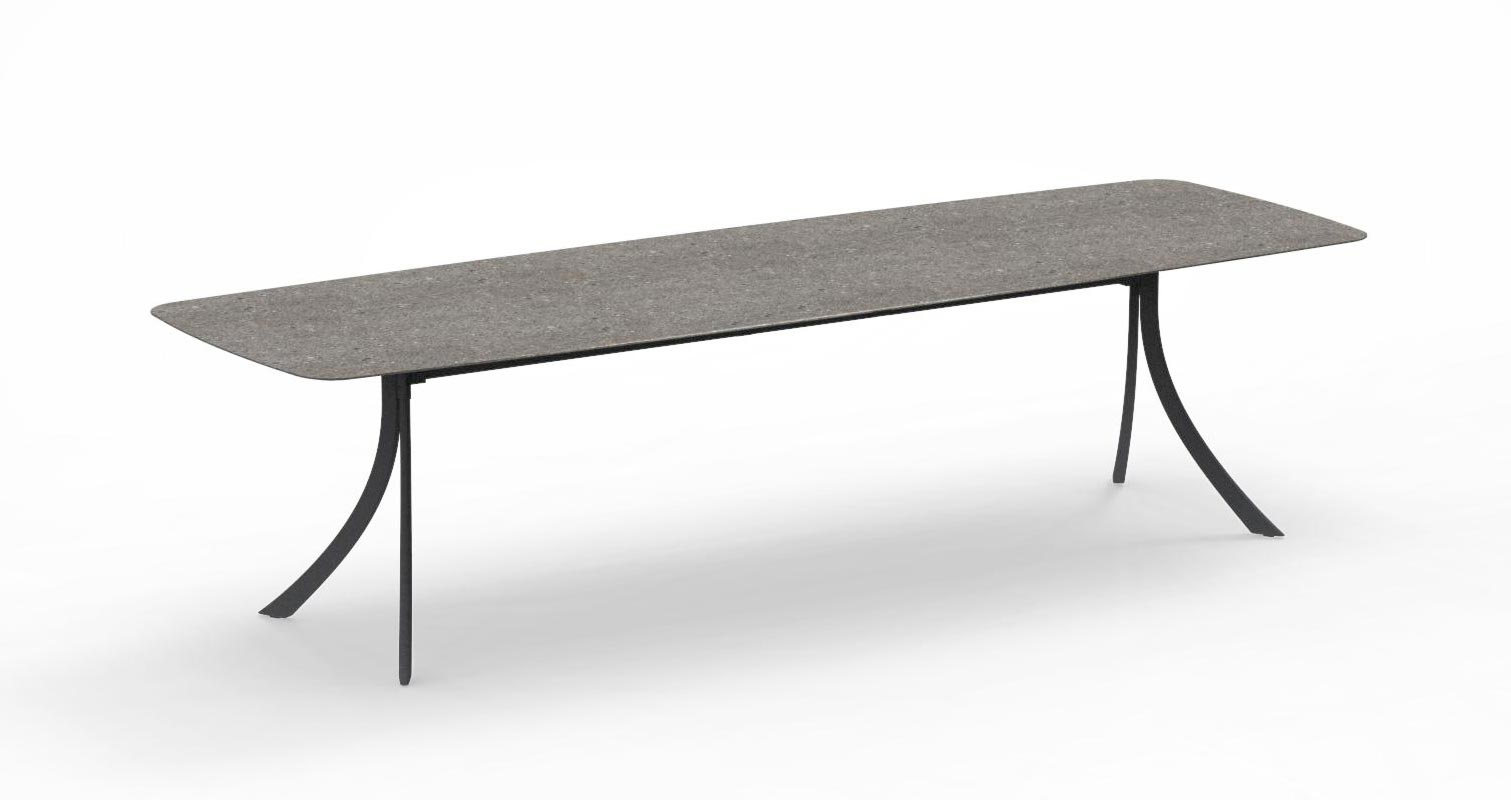 Falcata Exterior Dining Table by Expormim