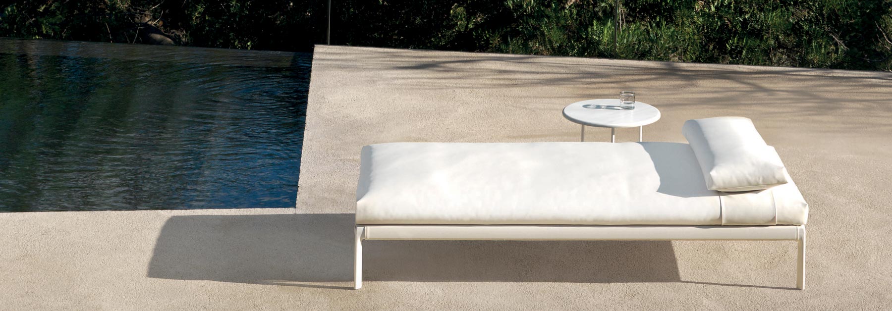 Plump Exterior Furniture