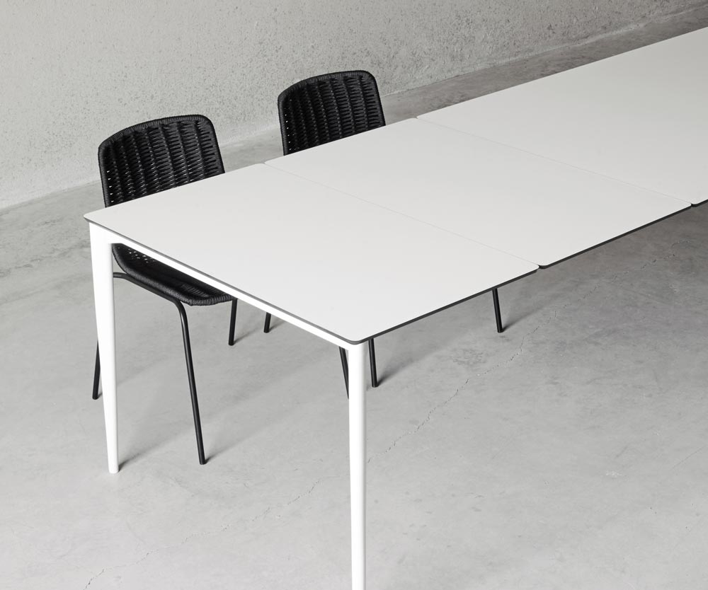 Nude Exterior Dining Table by Expormim