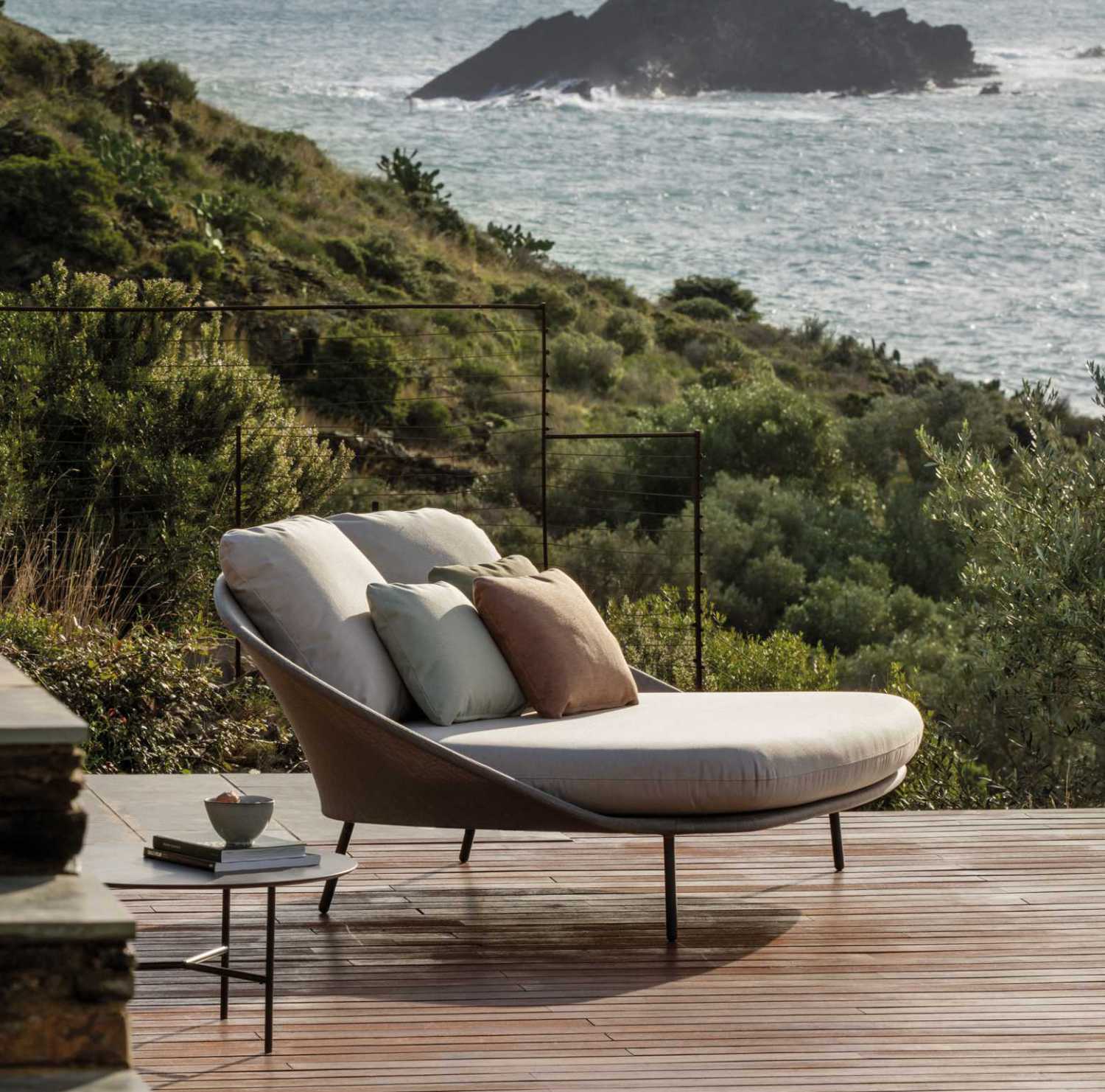 Twins Exterior Daybed by Expormim