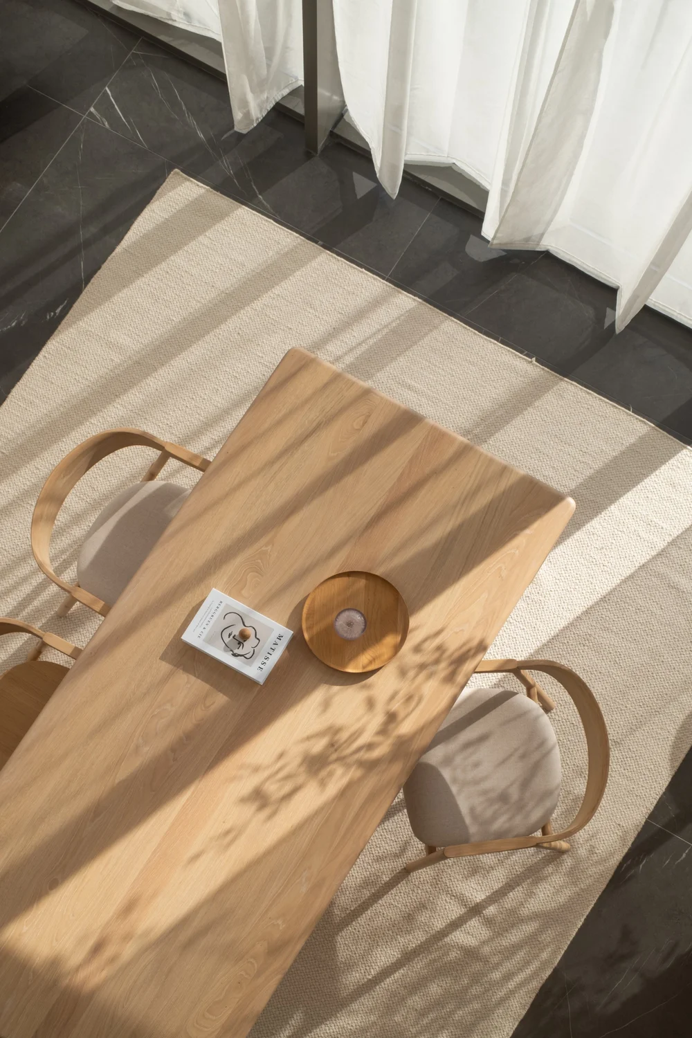 Derven Dining table by Gazzda