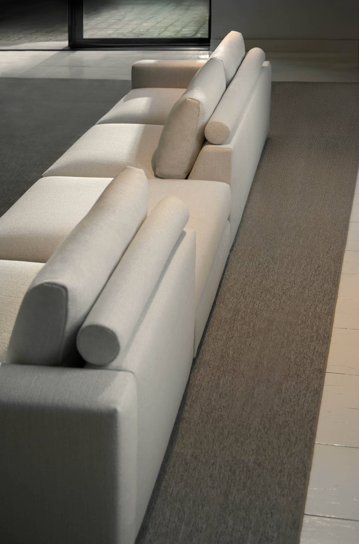 Front Sofa by Joquer