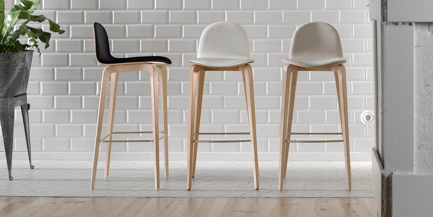 Bob Bar Stool by Ondarreta