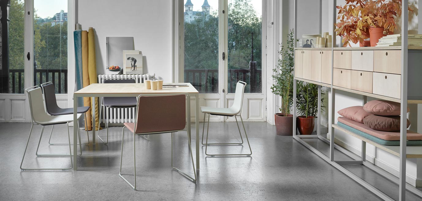 Dry Dining Table by Ondarreta