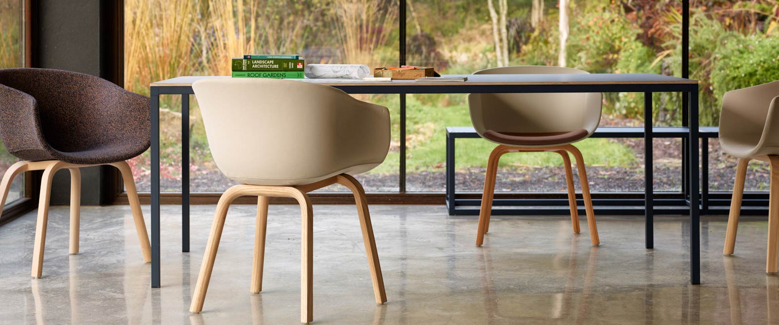 Dry Dining Table by Ondarreta