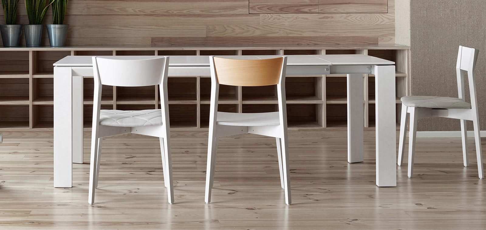 Iru Dining Table by Ondarreta