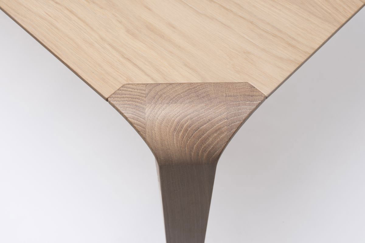 Silu Dining Table by Ondarreta