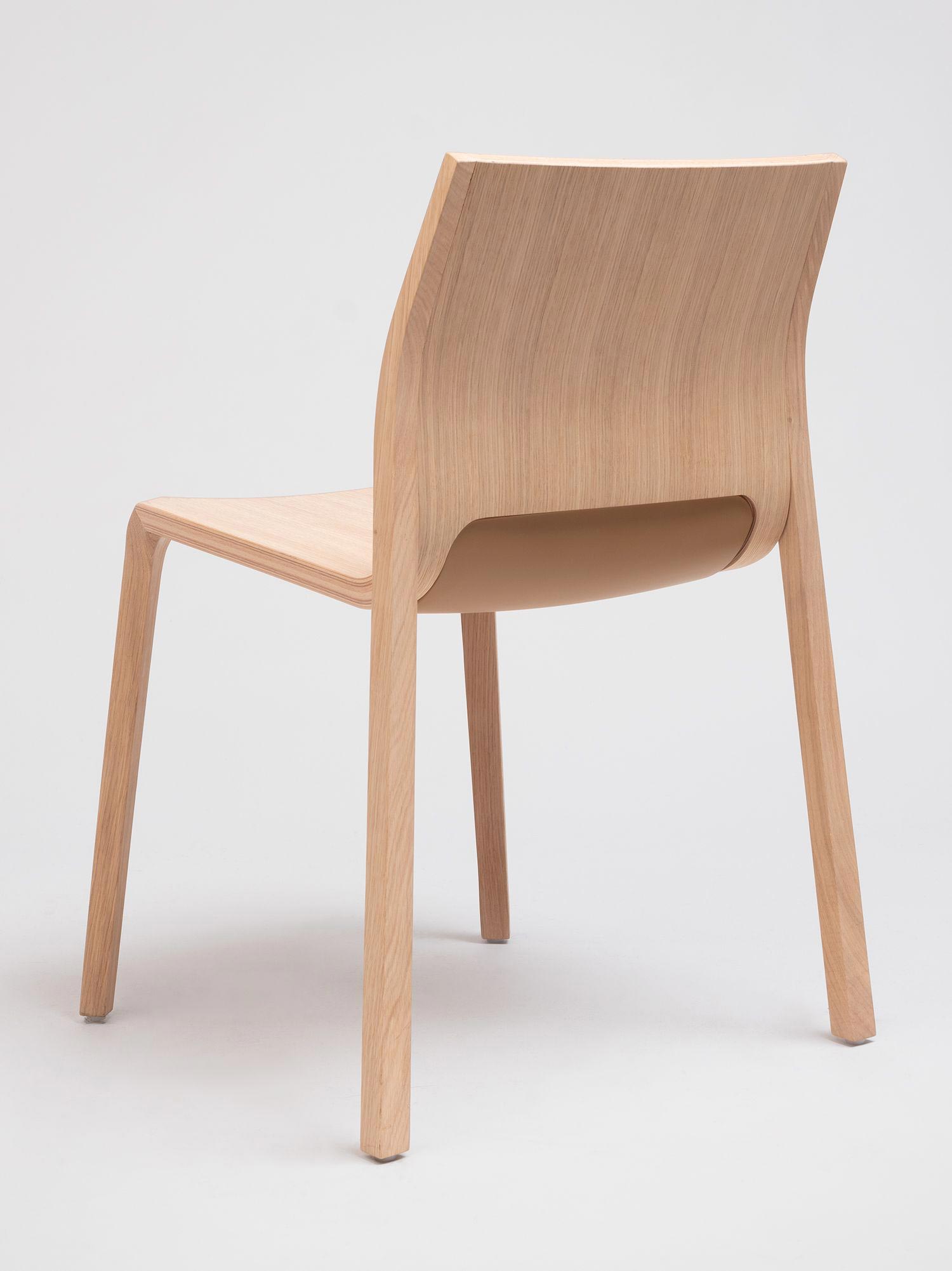 Silu Dining Chair by Ondarreta