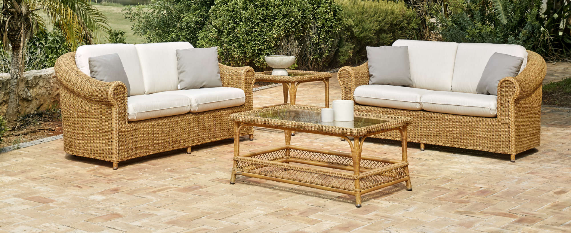 Brumus Exterior Furniture