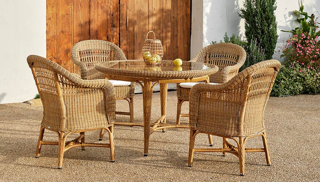 Alga Exterior Furniture