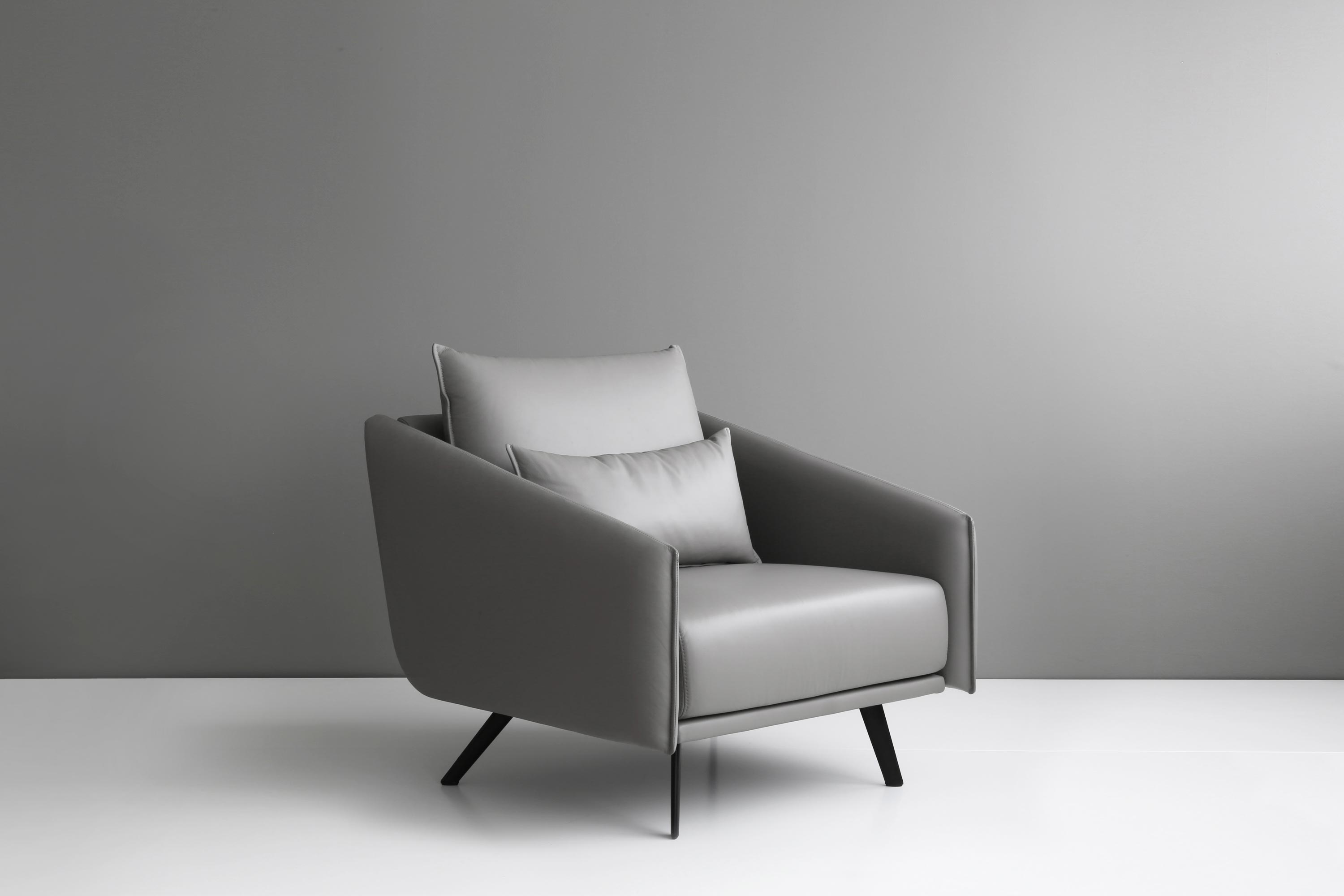 Costura Armchair