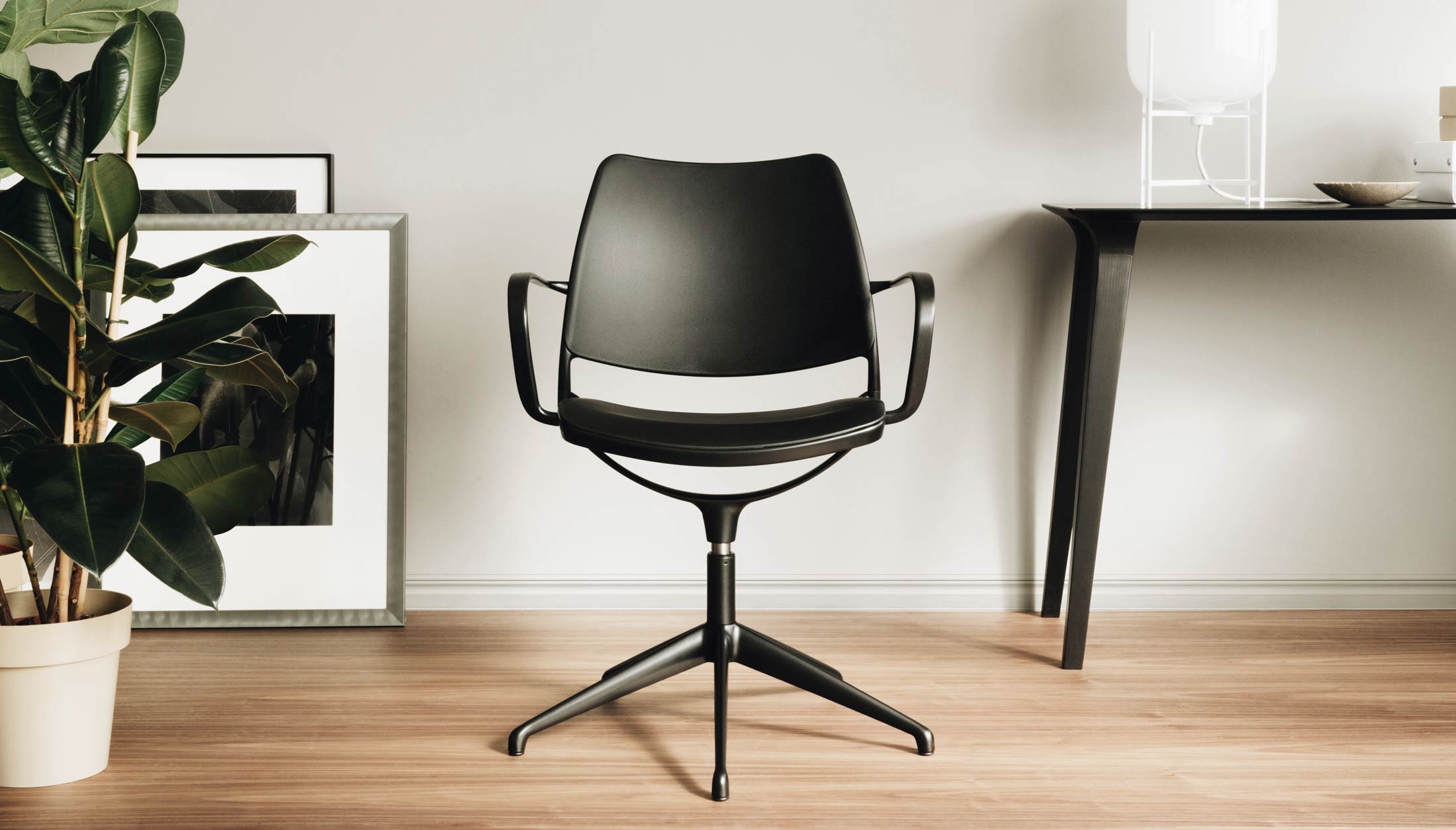 Gas Dining Chair by Stua