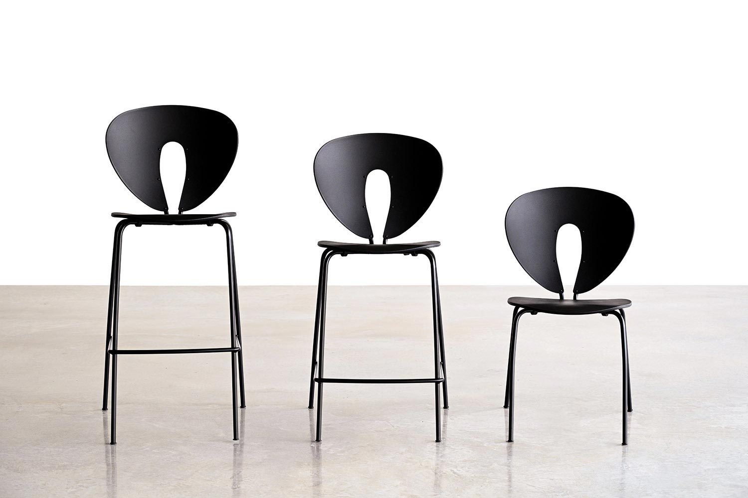 Globus Bar Stools for Portugal