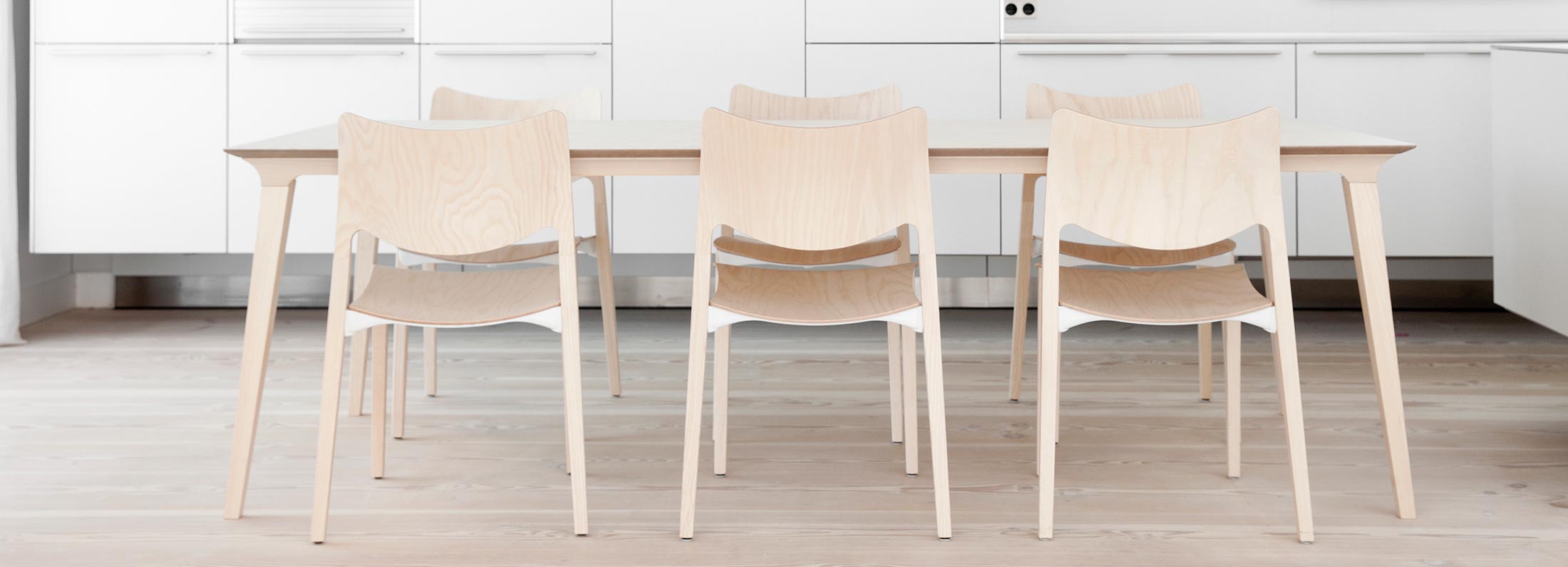 Lau Dining Table by Stua