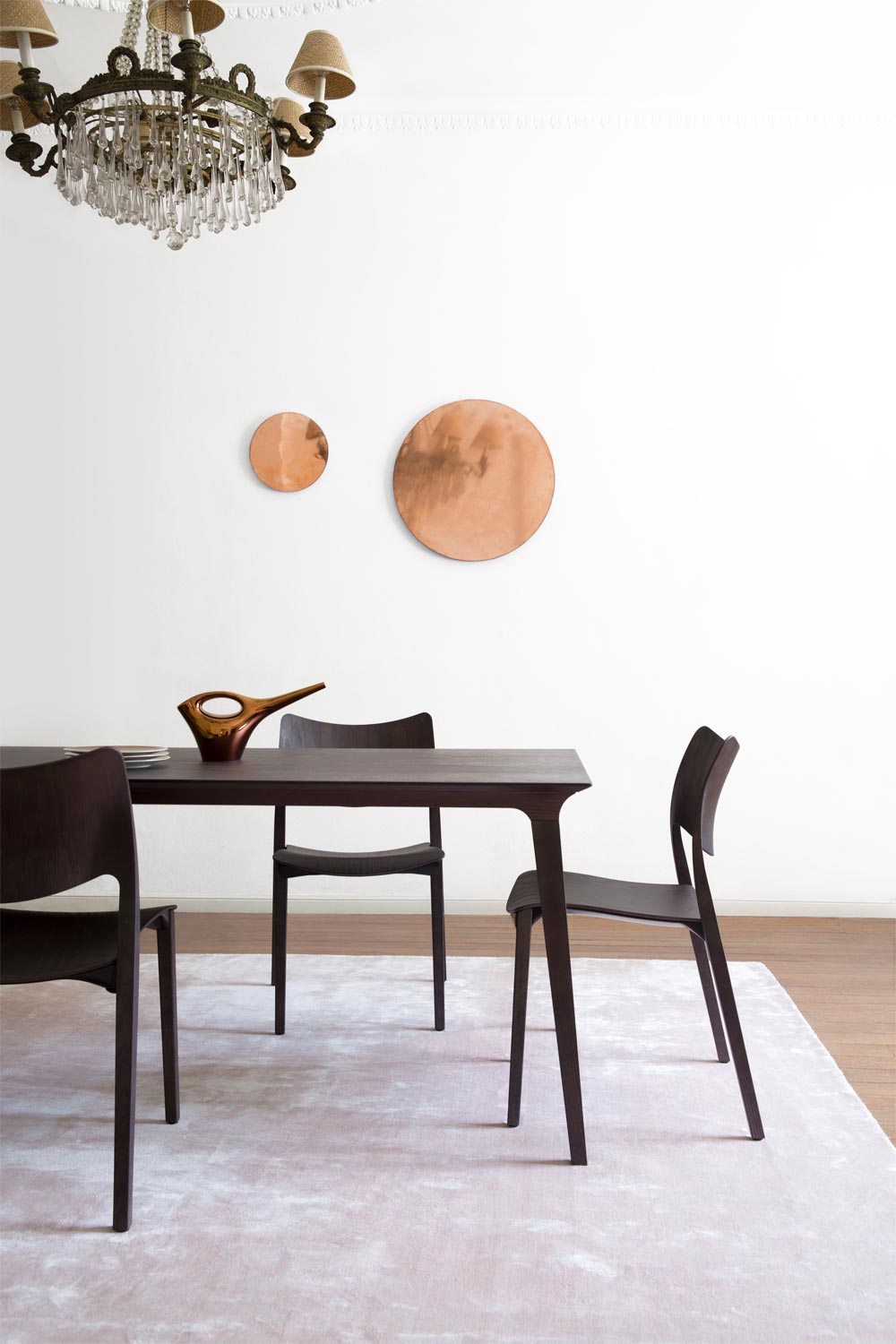 Lau Dining Table by Stua