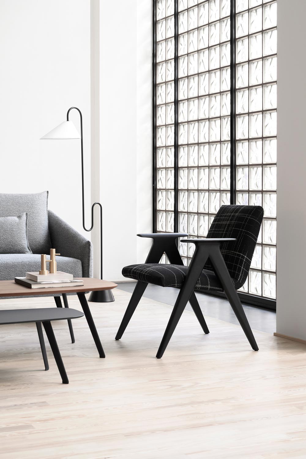 Libera Lounge Chair by Stua