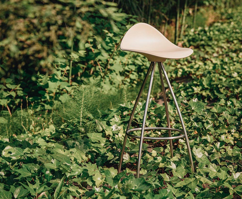 Curio Bar Stool