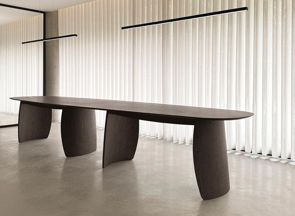 Petal XL Dining Table by Stua