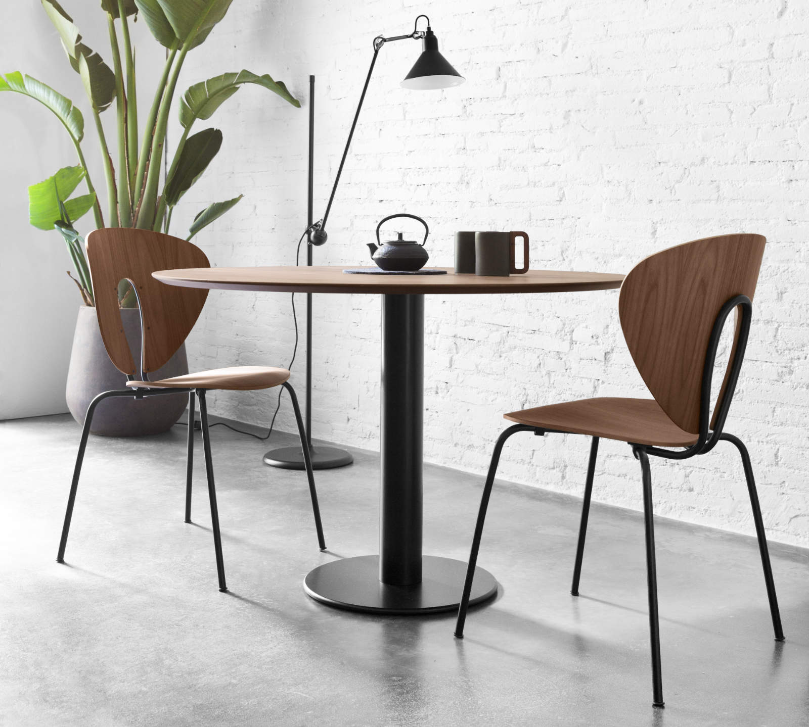 Zero Dining Table by Stua