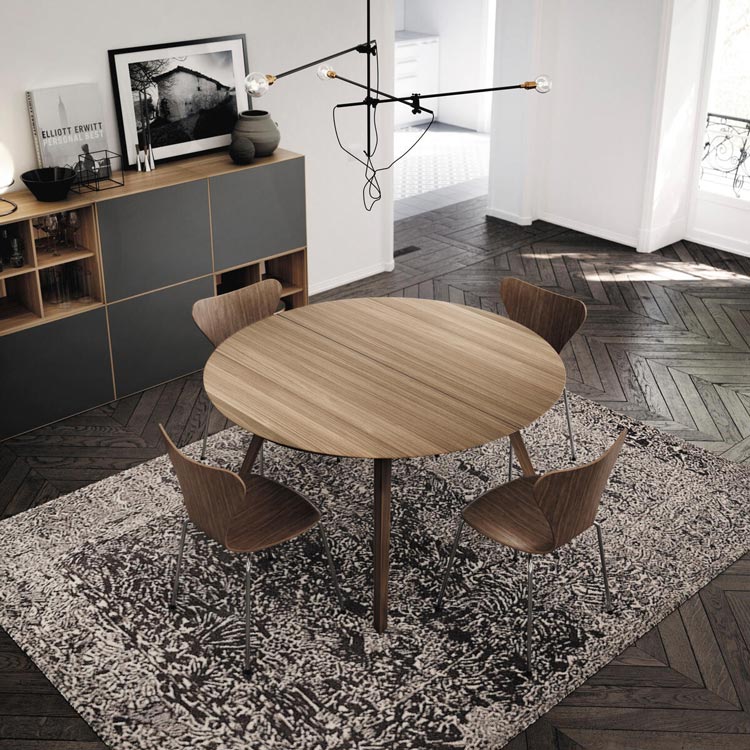 Aise Dining Table by Treku at Casa e Jardim